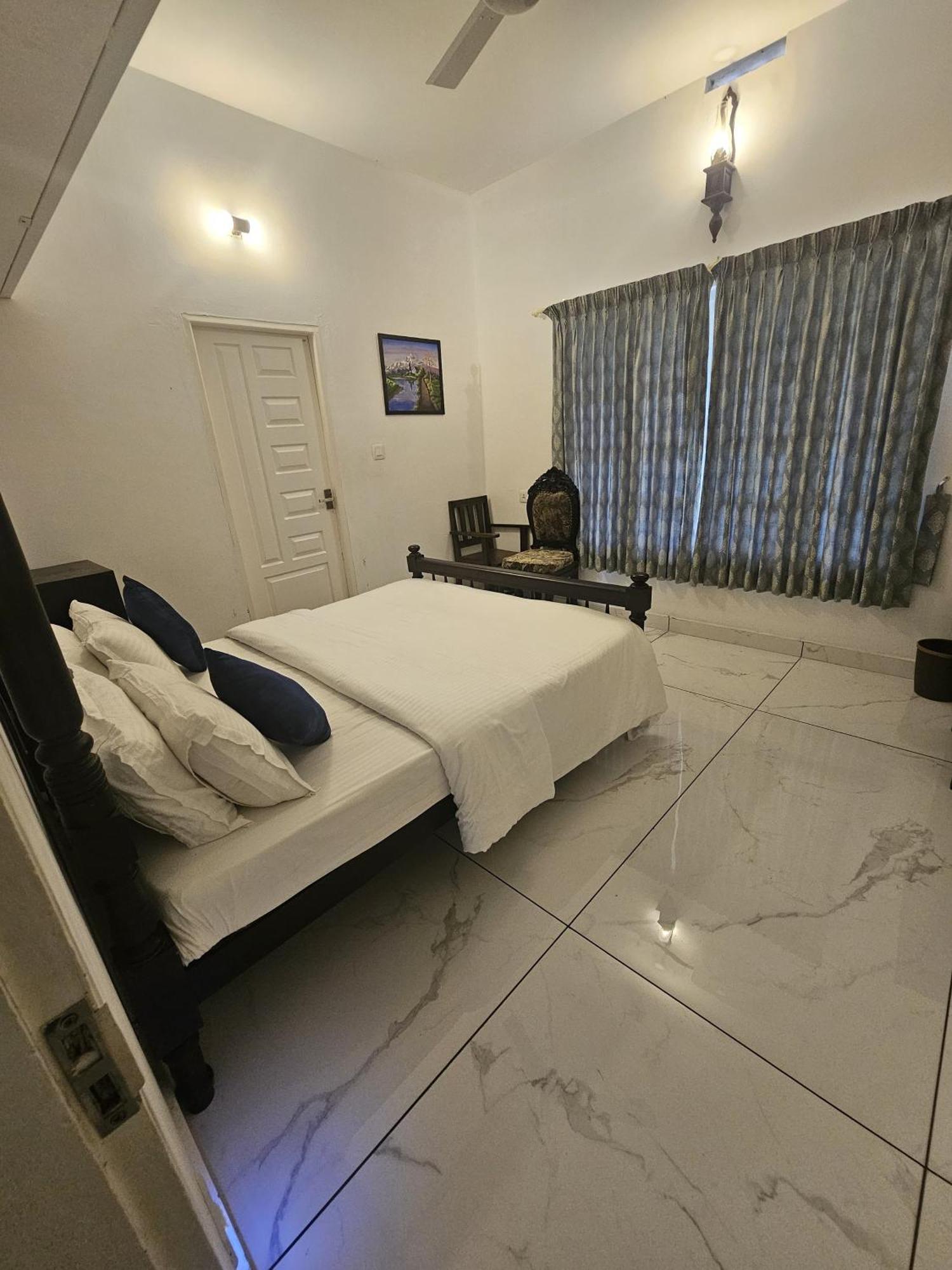 Padikkal Bungalow ไวทีรี ภายนอก รูปภาพ
