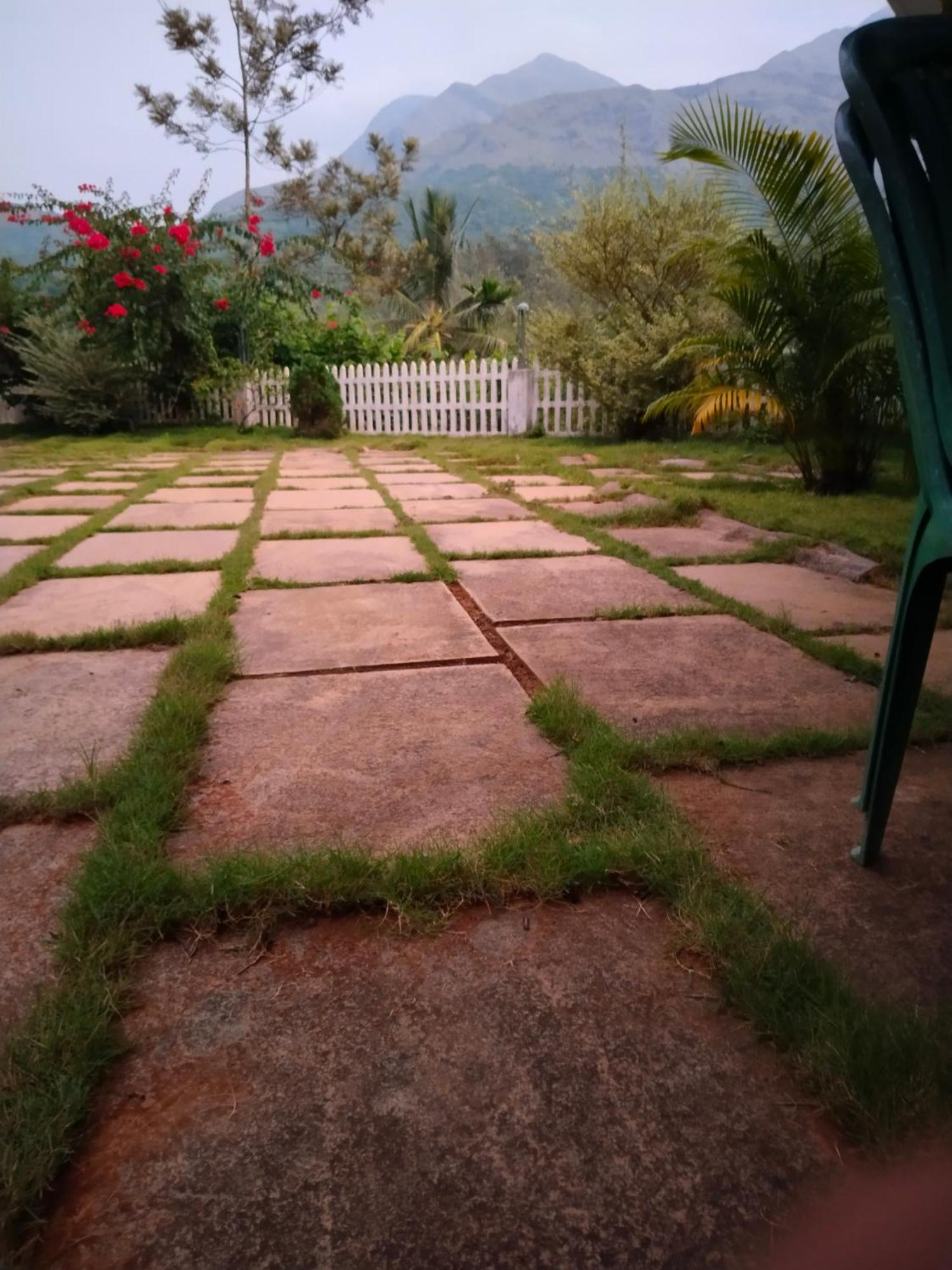 Padikkal Bungalow ไวทีรี ภายนอก รูปภาพ