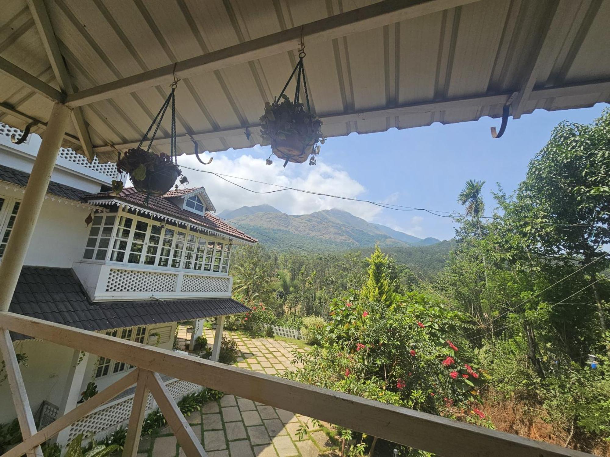 Padikkal Bungalow ไวทีรี ภายนอก รูปภาพ
